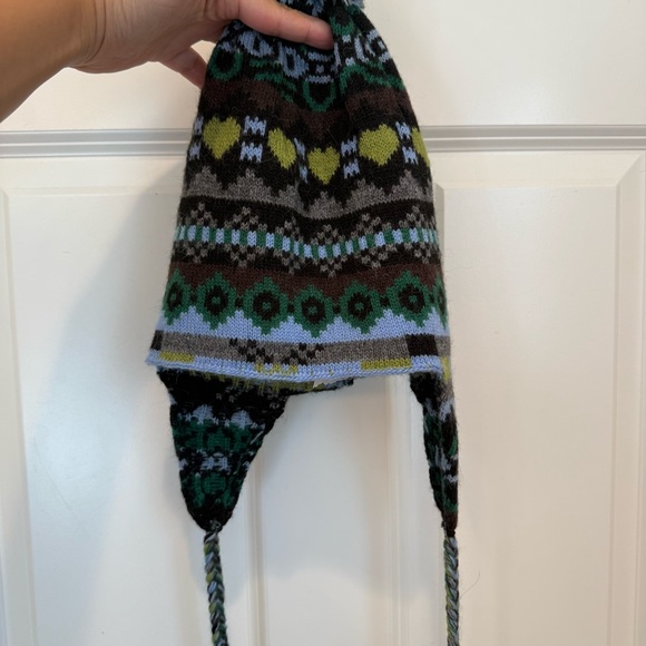 Weekend Max Mara Label-cut Bennie Hat with Pon Pon Size: OS Fall/ Winter/Holiday - Picture 7 of 13